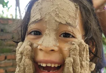 Clase esencial de Artes Plásticas - Escuela Libre Jamundí